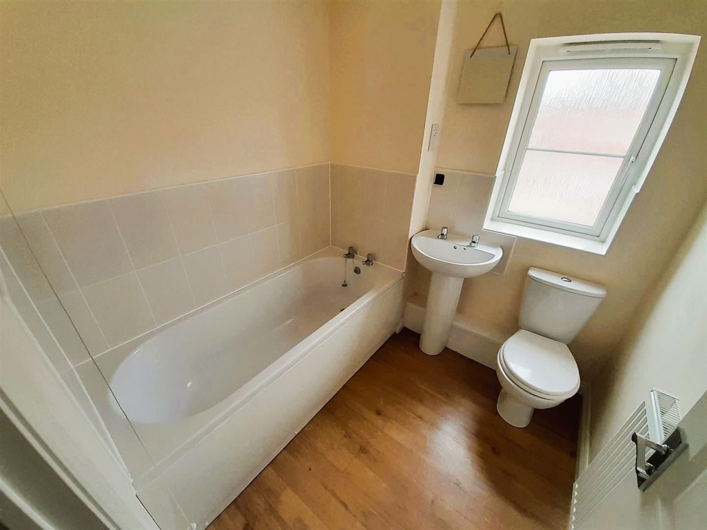 Stryd Bennett, Llanelli, SA15 4DE